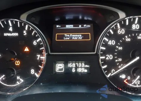 2015 Nissan Pathfinder S z USA, uszkodzony, nr VIN 5N1AR2MM0FC698227